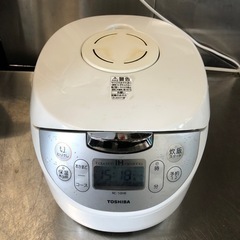 B　2020年 東芝 5.5合炊 IHジャー炊飯器 RC-10HK
