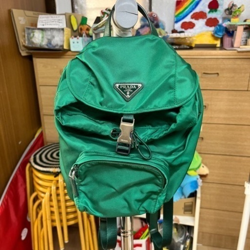 ⭐️値下げ中⭐️美品！【PRADA】　　　　　　　　
ナイロン リュックサック