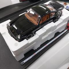 PORSCHEポルシェ1/12スケール1000台限定モデルミニカ...