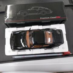 PORSCHEポルシェ1/12スケール1000台限定モデルミニカー迫力35cmの画像