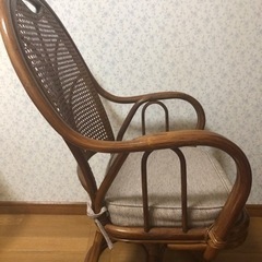 【受付中】回転座椅子 ミドルタイプ  肘付き 未使用の画像