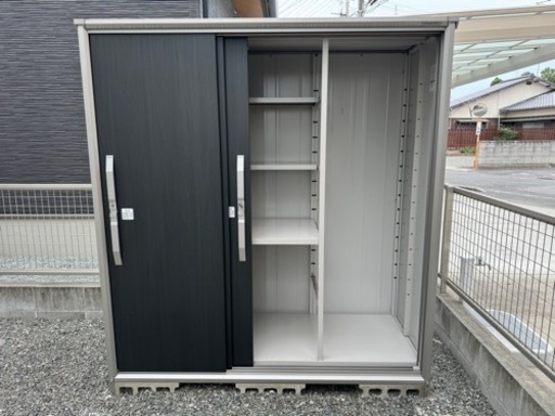 【取引中】家具　収納家具　 物置　ヨドコウ　エスモ（ESF-1807A）
