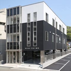 【経験不問の作業員】月収25万以上～/賞与3.5ヶ月実績あり/100年企業で安定勤務！/やりがい充分の現場管理業務！/未経験から現場の専門家に！の画像