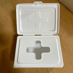 ウェットティッシュボックスの画像