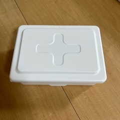 ウェットティッシュボックス