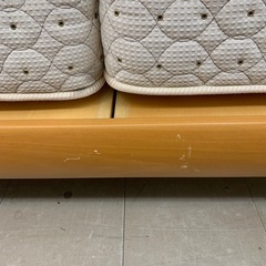 家具 ベッド クイーンベッドの画像