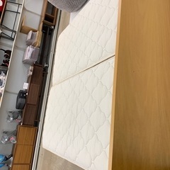 家具 ベッド クイーンベッドの画像