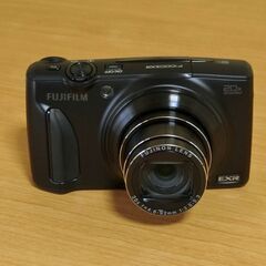 富士フィルム　PinePxi F1000EXR