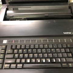 電子タイプライター ブラザー brother ELECTRA 61 通電の画像