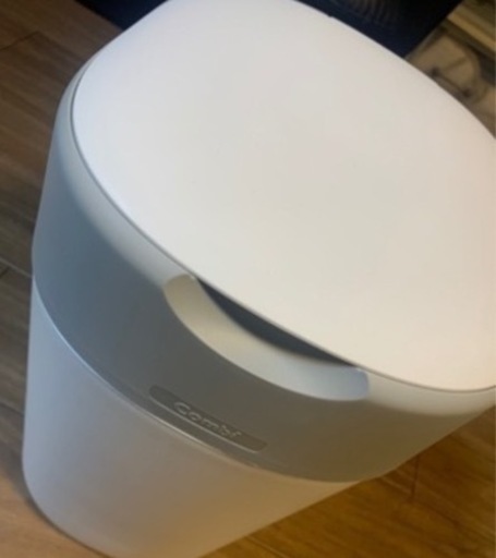 13,200円相当✨Combi 強力密閉抗菌おむつポット ポイテック W防臭本体とスペアカセットW消臭9個