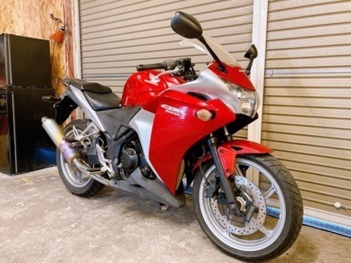 ホンダ　CBR250R 配送可能　支払いは現金or振り込みも可能　赤