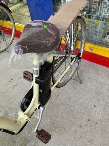 ?新品・未使用品?アイボリー26インチ電動自転車?　787