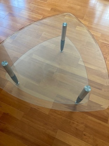 ガラステーブル