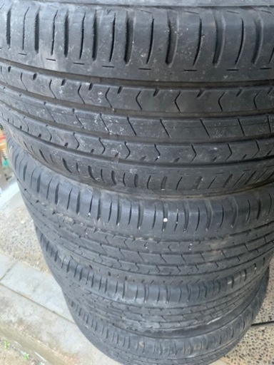 車のパーツ タイヤ、ホイール