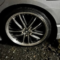車のパーツ タイヤ、ホイールの画像