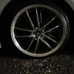 車のパーツ タイヤ、ホイールの画像