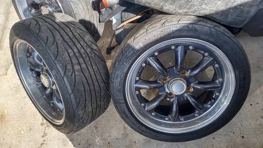 16インチアルミホイールタイヤセット