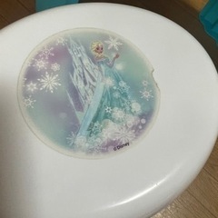 お値下げ　アナ雪ドレッサー　おもちゃ ままごとの画像