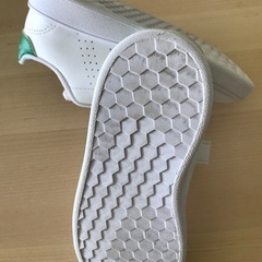 【美品】adidas/アディダス　スニカー 15.5cm グリーンの画像