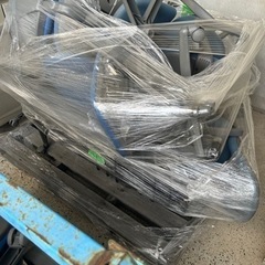 激安放出！1脚100円　早い者勝ち！　回転イス　オフィスチェア　椅子　の画像