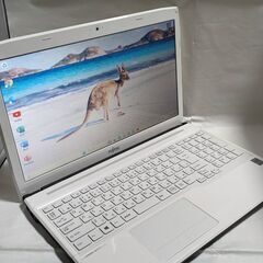 ノートPC 富士通 AH45/T 白 i3 8GB 新品SSD BD Win11