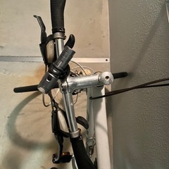 自転車 クロスバイクの画像