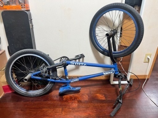 自転車 マウンテンバイク