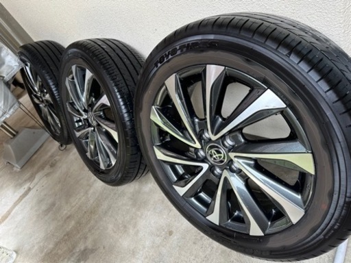 車のパーツ タイヤ、ホイール
