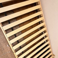 ベッドフレームの画像