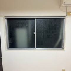 ロールカーテン　ブラインド　家具の画像