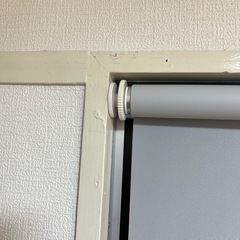 ロールカーテン　ブラインド　家具の画像