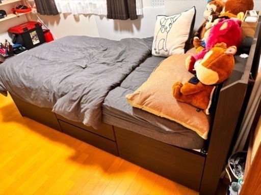 値下げしました！
★多機能 ベッド 家具 マットレス付き 収納豊富★