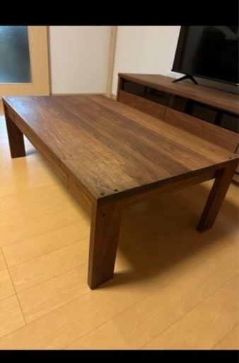 マスターウォール　　テーブル