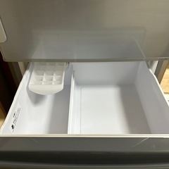 355L 中型サイズ 冷蔵庫 2016年製　AQUA アクア（元SANYO）の画像