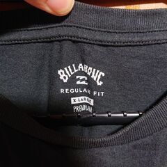 新作 ビラボンtシャツ XL 訳ありの画像
