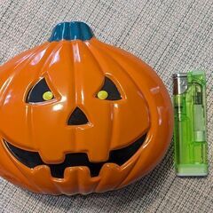 ハロウィン　かぼちゃの缶