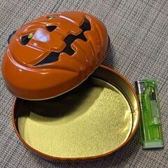 ハロウィン　かぼちゃの缶の画像