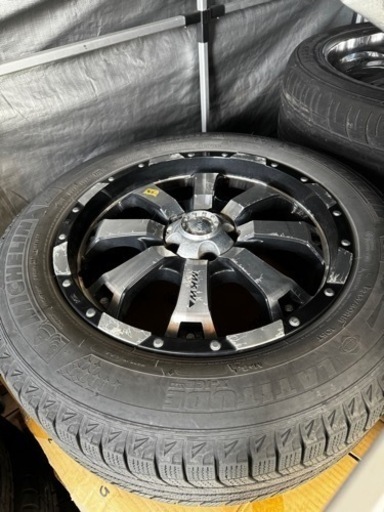 18インチ スタッドレスタイヤホイールセット