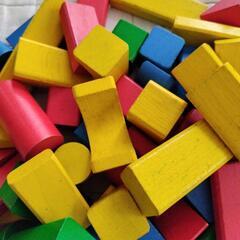 ベビー 子供 おもちゃ 知育玩具 木製積み木 100ピース の画像