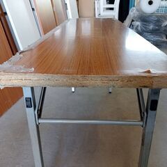 【無料】長机10本＋椅子4個おゆずりしますの画像