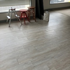 フロアタイル
