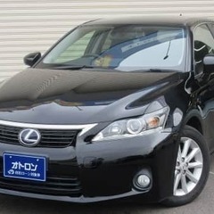 人気のコンパクトレクサス！　レクサス　CT200ｈ　バージョンC