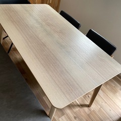 IKEA リーサボー　ダイニングテーブル