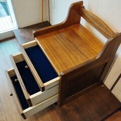 収納椅子の画像