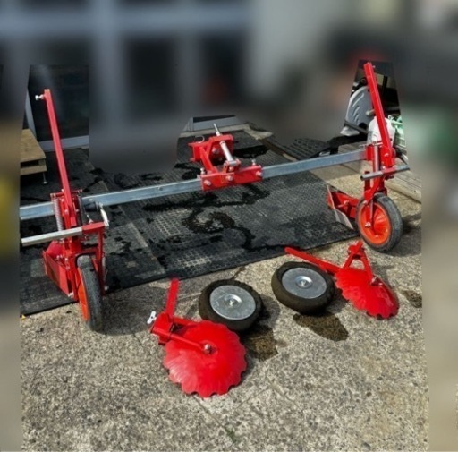 s0517602 マルチャー トラクター用マルチ張り機 農機具 農耕具 トラクター 部品売り 現状品渡し 引き取り限定 中古品