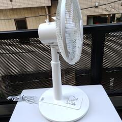 ほぼ新品 2019 家電 季節、空調家電 扇風機の画像