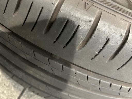トヨタＲＡＶ4純正18インチアルミ&タイヤ　ホイールにガリ傷はありません‼️