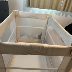 ベビーベッド
