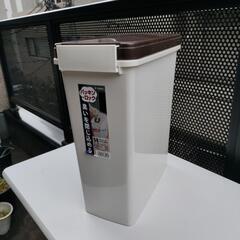 新品未使用 匂いを閉じ込めるダストボックス