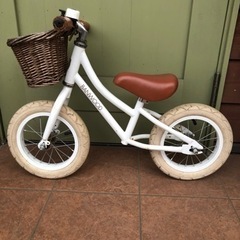 BANWOOD バランスバイク　オシャレなキッズバイク
